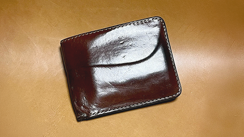 【5年前の財布】奪われたヌメ革2つ折り財布のエイジング記録